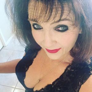 Meet your Posher, Pam